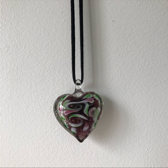 Accessories - 90’s glass heart necklace